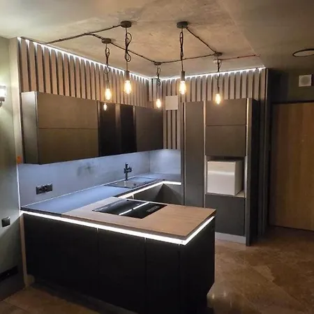 Wiktoryn Vi Апартаменты Варшава